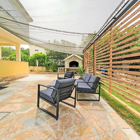 Butko By Interhome Апартаменты Водице