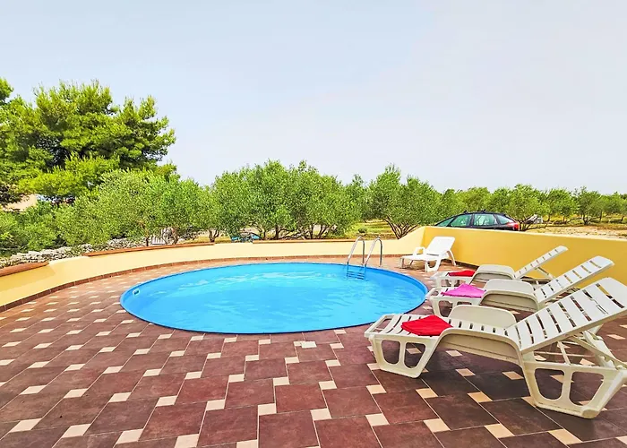 Butko By Interhome וודיצה