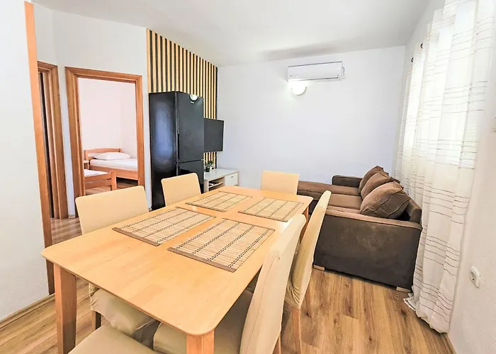 Butko By Interhome דירה וודיצה