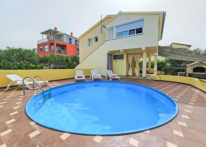 Butko By Interhome וודיצה